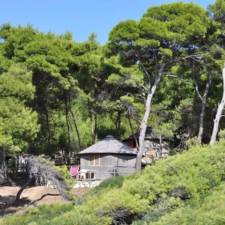 Hotel Touring Club Italiano - Isole Tremiti San Domino Esterno foto