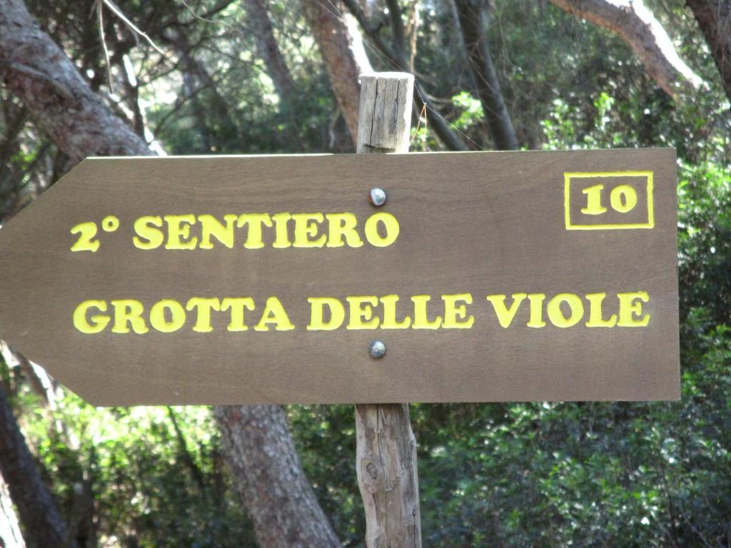 Hotel Touring Club Italiano - Isole Tremiti San Domino Esterno foto
