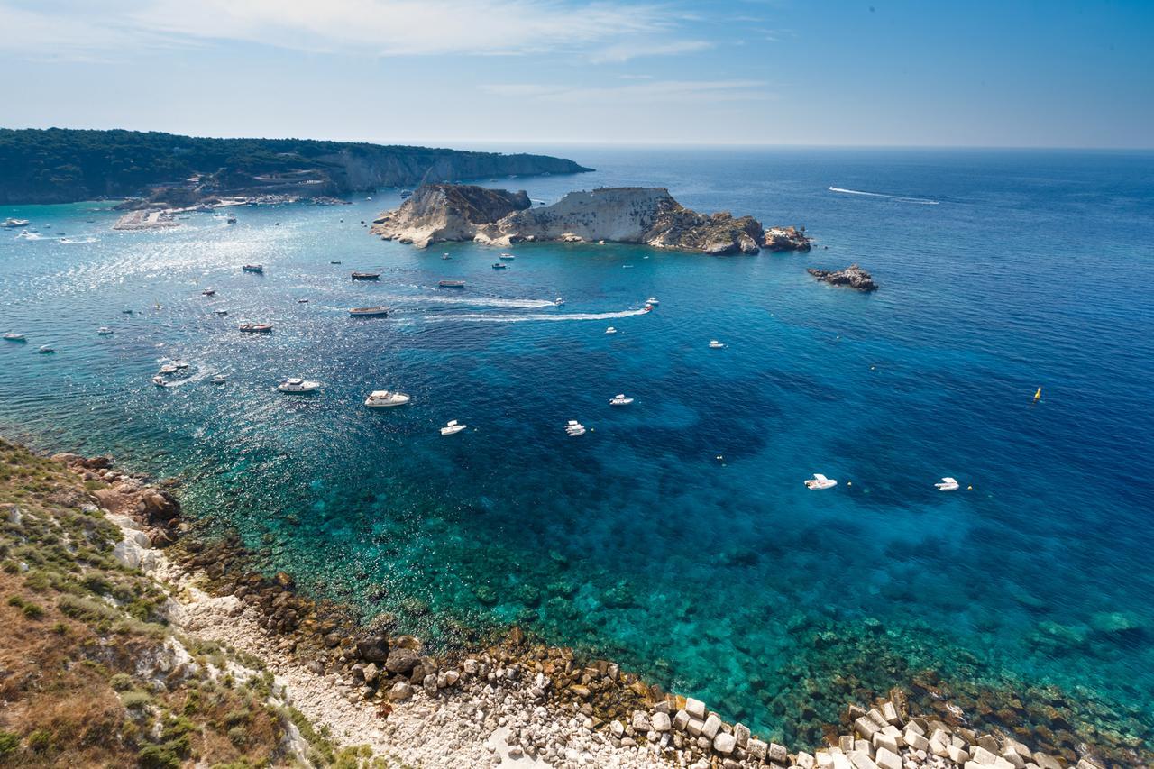 Hotel Touring Club Italiano - Isole Tremiti San Domino Esterno foto