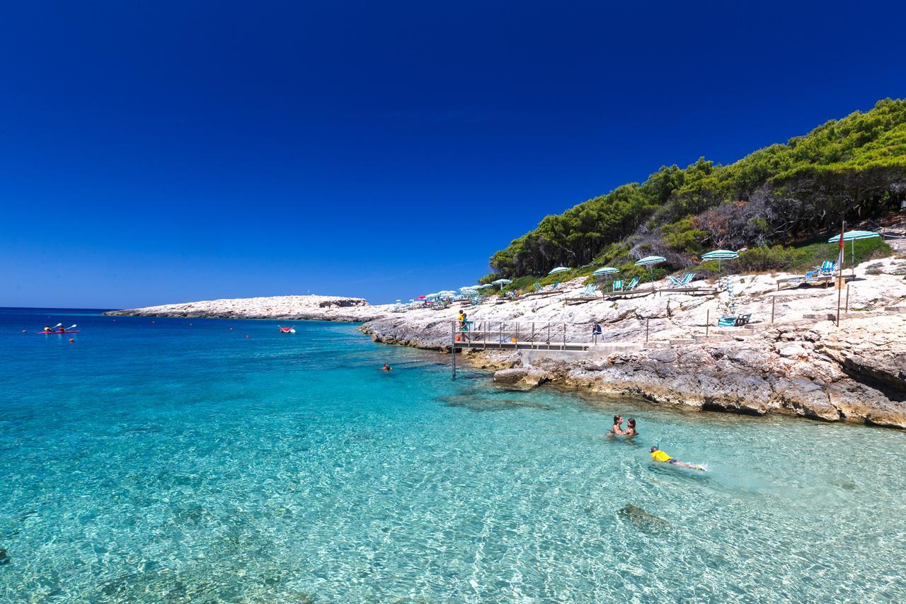 Hotel Touring Club Italiano - Isole Tremiti San Domino Esterno foto
