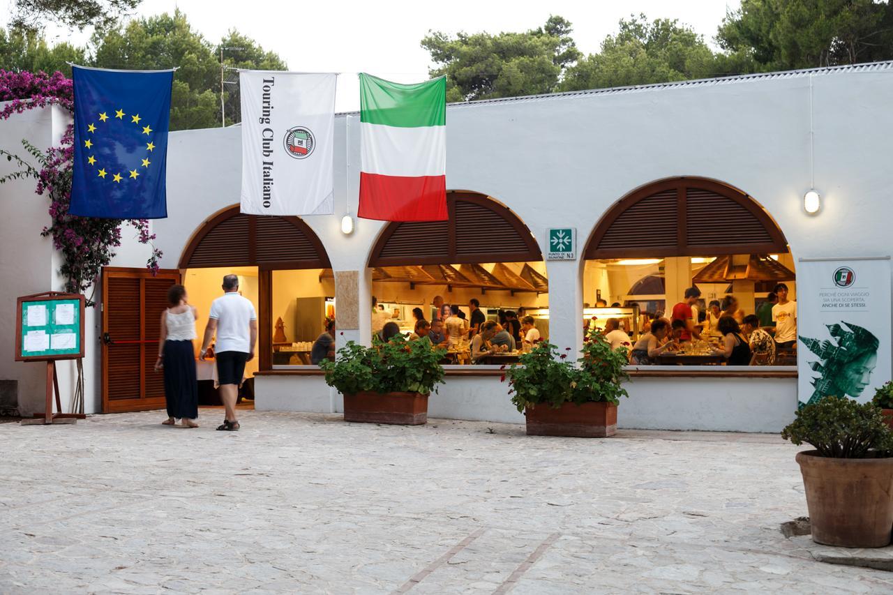 Hotel Touring Club Italiano - Isole Tremiti San Domino Esterno foto