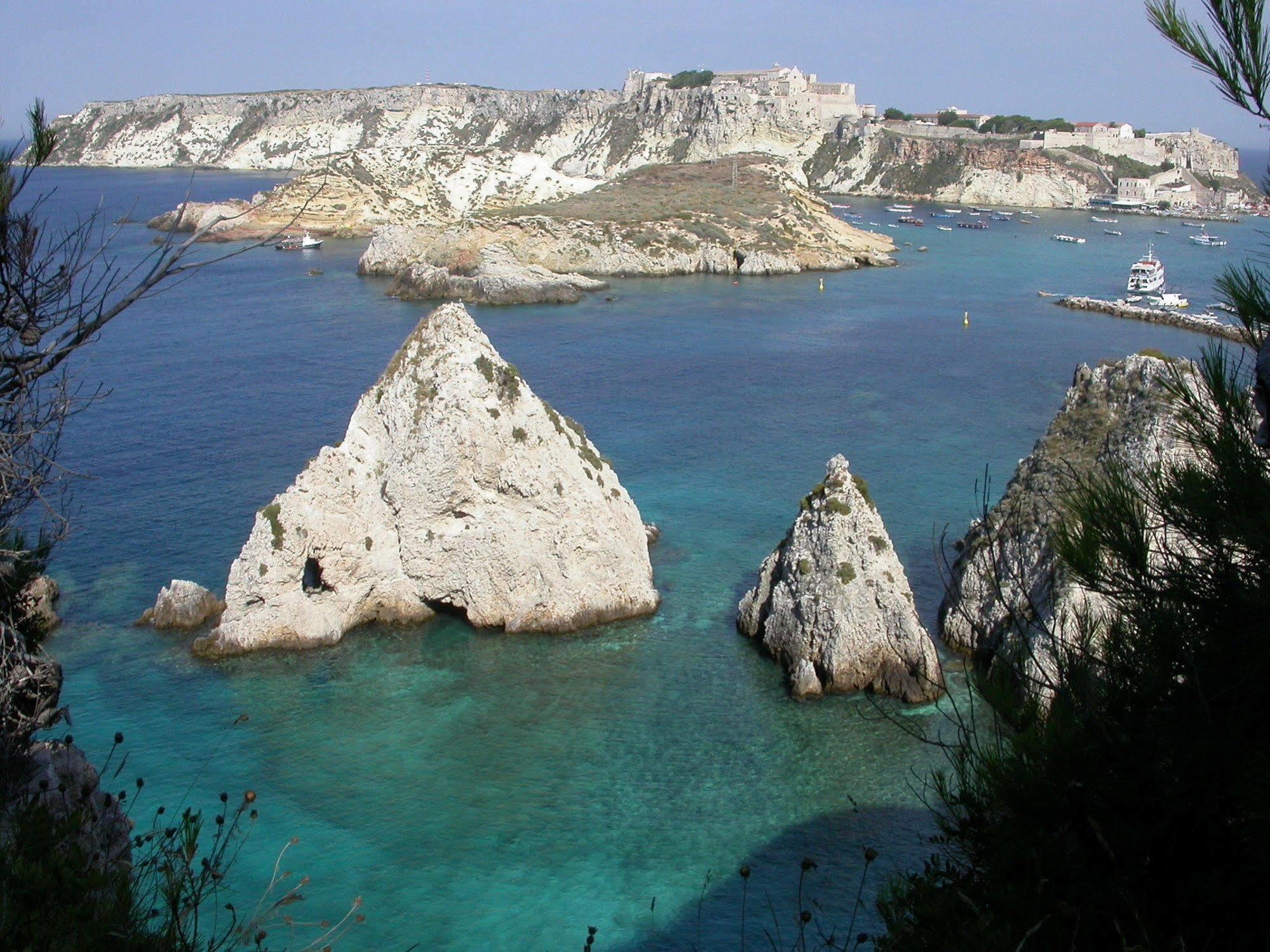 Hotel Touring Club Italiano - Isole Tremiti San Domino Esterno foto